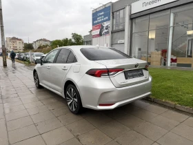 Toyota Corolla 1.8 HEV EXECUTIVE PLUS, снимка 5