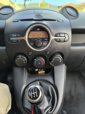 Mazda 2 1.3i, 85 .., 2009 .,  | Mobile.bg    9