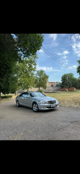     Mercedes-Benz S 320