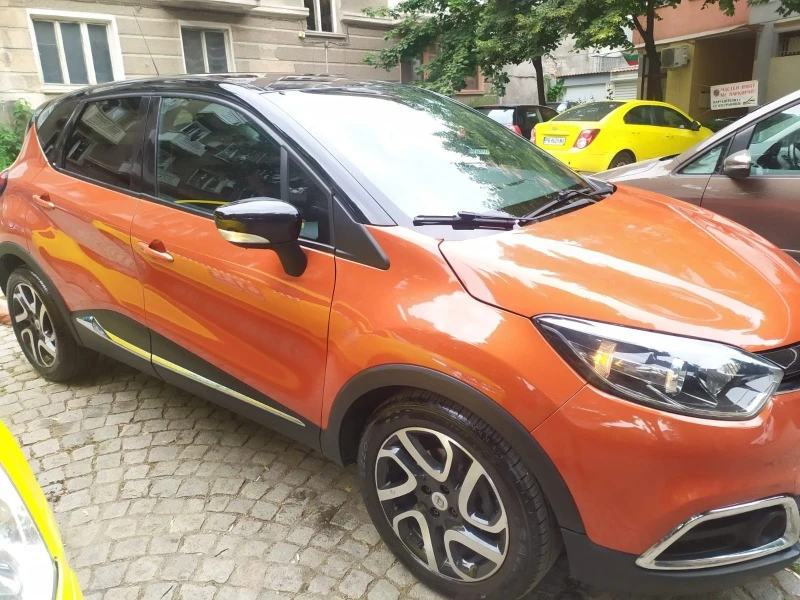 Renault Captur, снимка 4 - Автомобили и джипове - 47869562