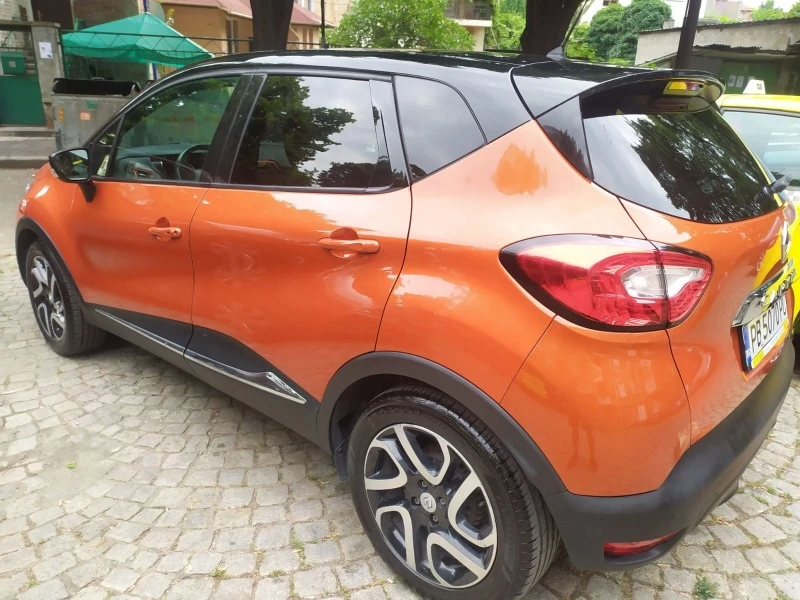 Renault Captur, снимка 3 - Автомобили и джипове - 47869562