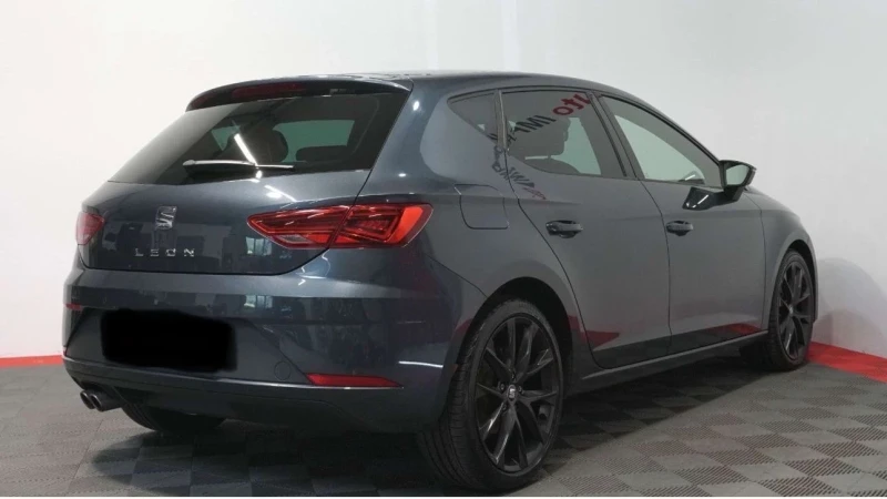 Seat Leon 2.0tdiCRM 150hp НА ЧАСТИ, снимка 4 - Автомобили и джипове - 47593961