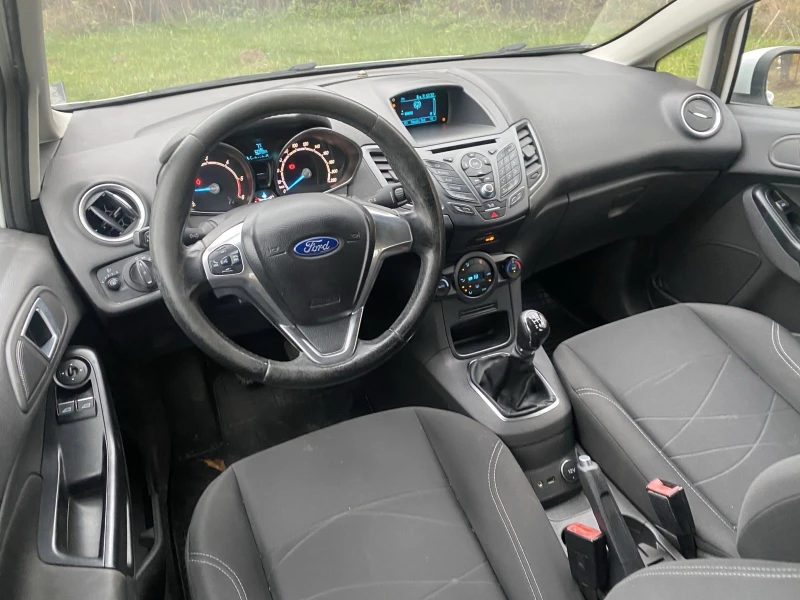 Ford Fiesta, снимка 10 - Автомобили и джипове - 47907211