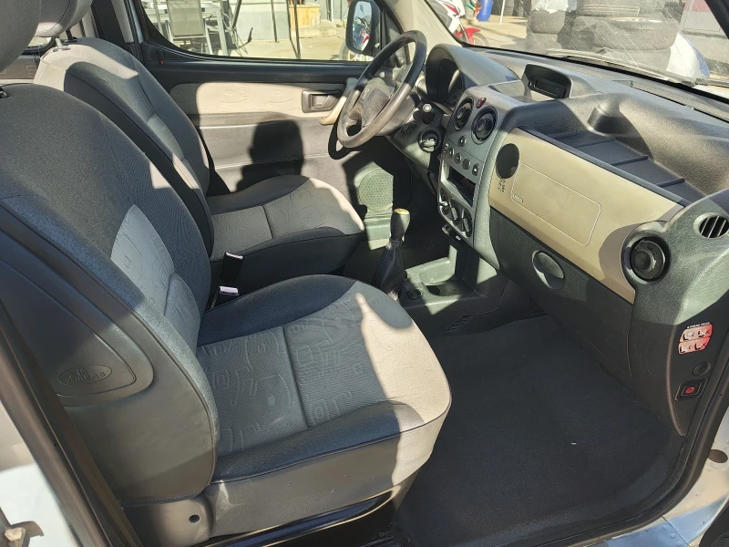 Peugeot Partner 1.6 MULTISPACE + ГАЗ, снимка 11 - Автомобили и джипове - 48391102