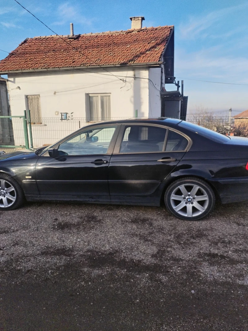 BMW 320 2.0D, снимка 6 - Автомобили и джипове - 48459417