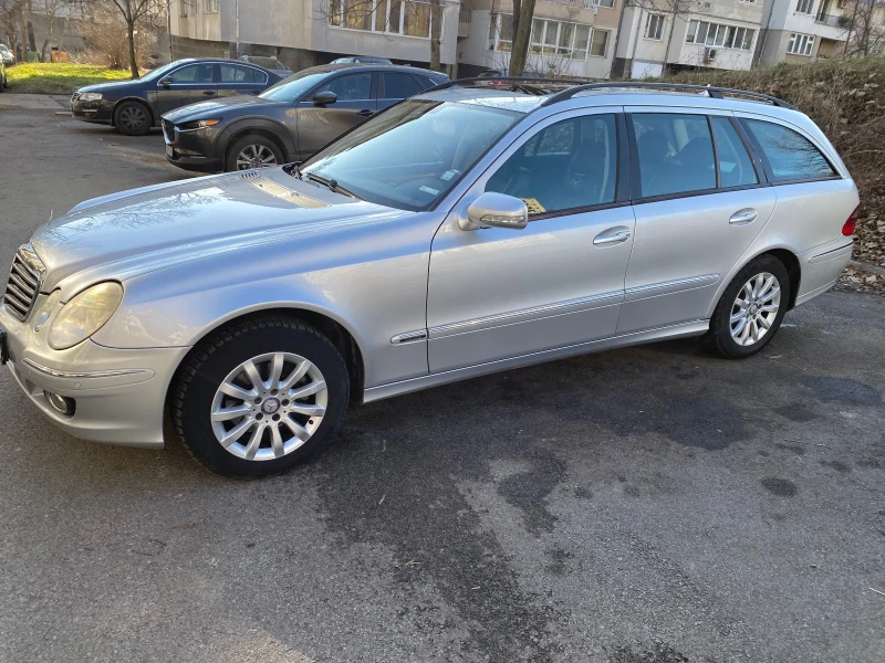 Mercedes-Benz E 280, снимка 4 - Автомобили и джипове - 48631050