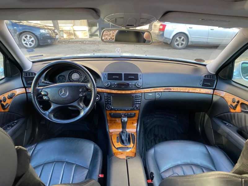 Mercedes-Benz E 280, снимка 6 - Автомобили и джипове - 48631050