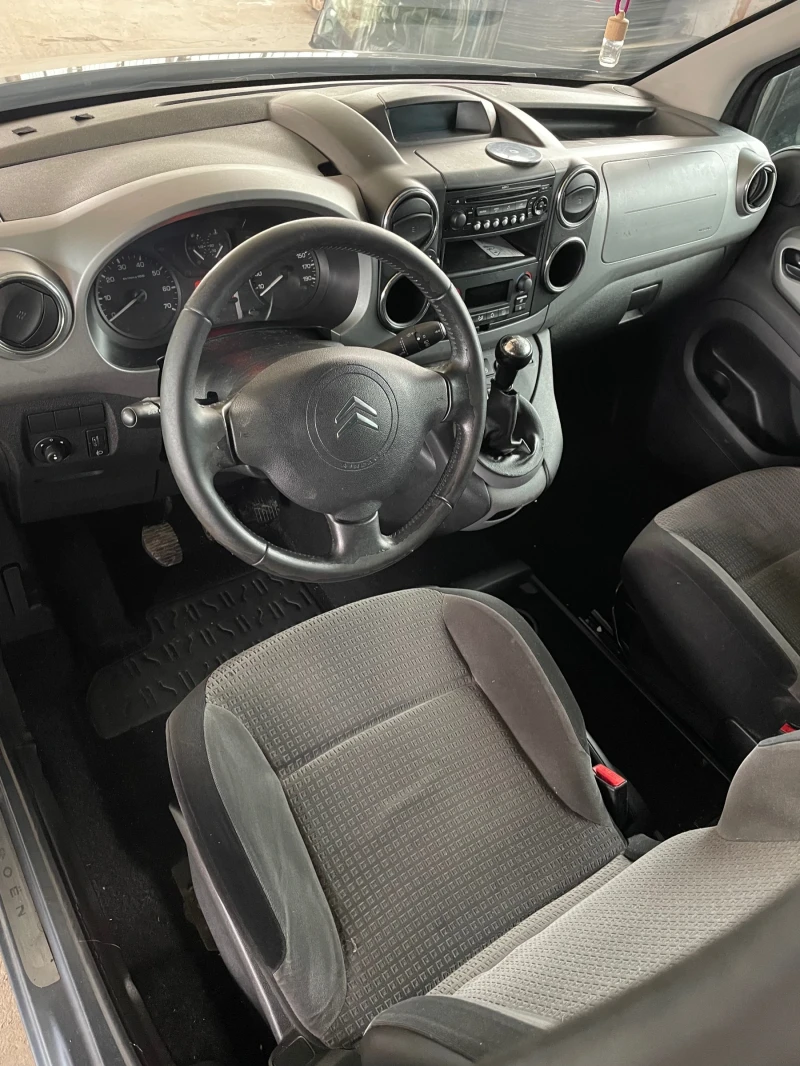 Citroen Berlingo MultiSpace 1.6 HDI, снимка 7 - Автомобили и джипове - 49309805