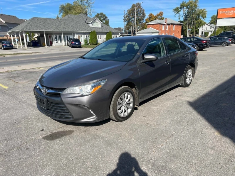 Toyota Camry * 4dr Sdn I4 Auto * CARFAX * ЦЕНА ДО БГ