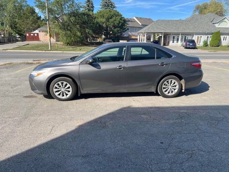 Toyota Camry * 4dr Sdn I4 Auto * CARFAX * ЦЕНА ДО БГ, снимка 2 - Автомобили и джипове - 53112481