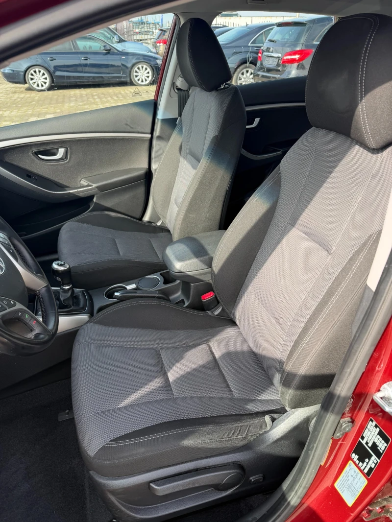 Hyundai I30 1.6CRDI EURO 6, снимка 12 - Автомобили и джипове - 53155177