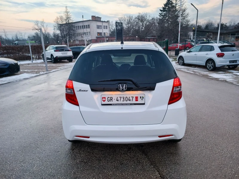Honda Jazz 1.4i-99 кс-ШВЕЙЦАРИЯ-РЪЧКА-FACELIFT, снимка 4 - Автомобили и джипове - 53192693