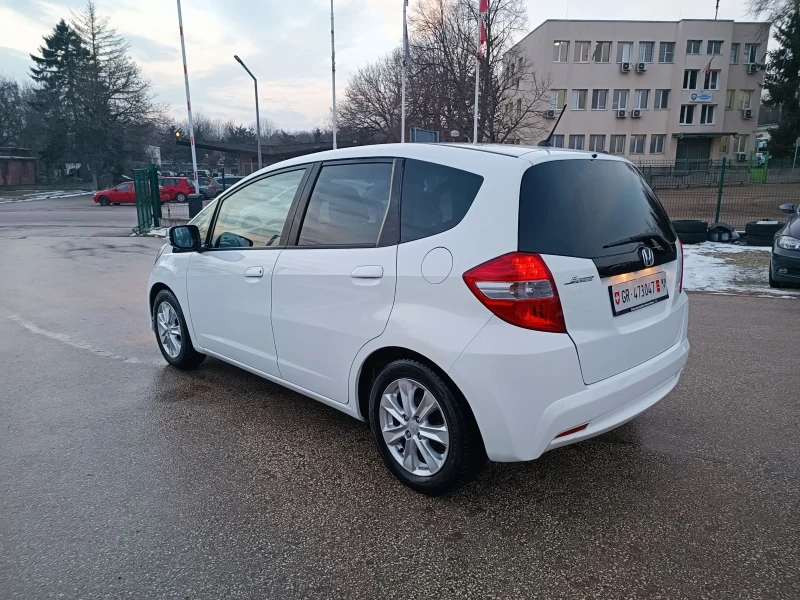 Honda Jazz 1.4i-99 кс-ШВЕЙЦАРИЯ-РЪЧКА-FACELIFT, снимка 5 - Автомобили и джипове - 53192693