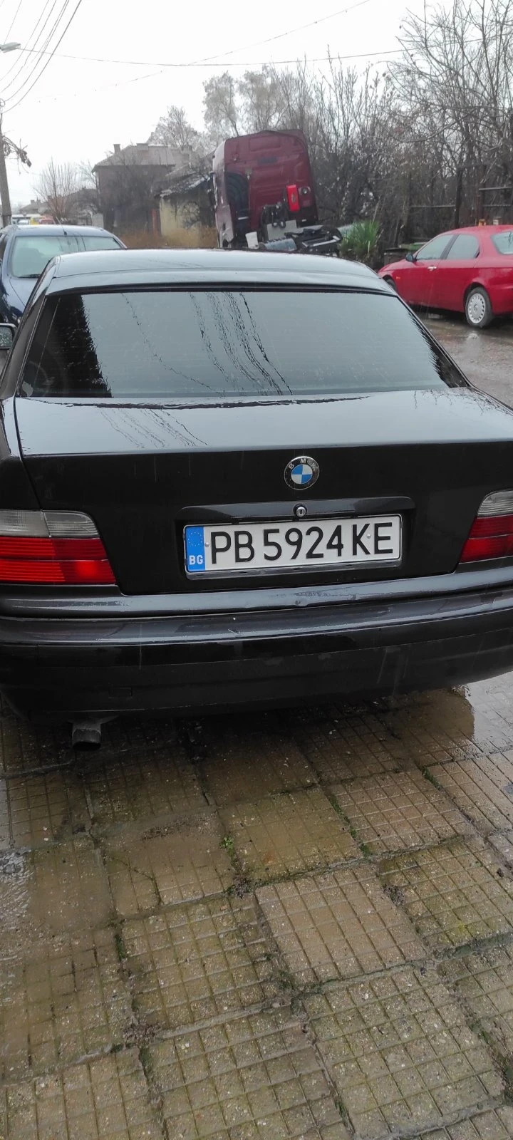 BMW 318, снимка 4 - Автомобили и джипове - 48919446