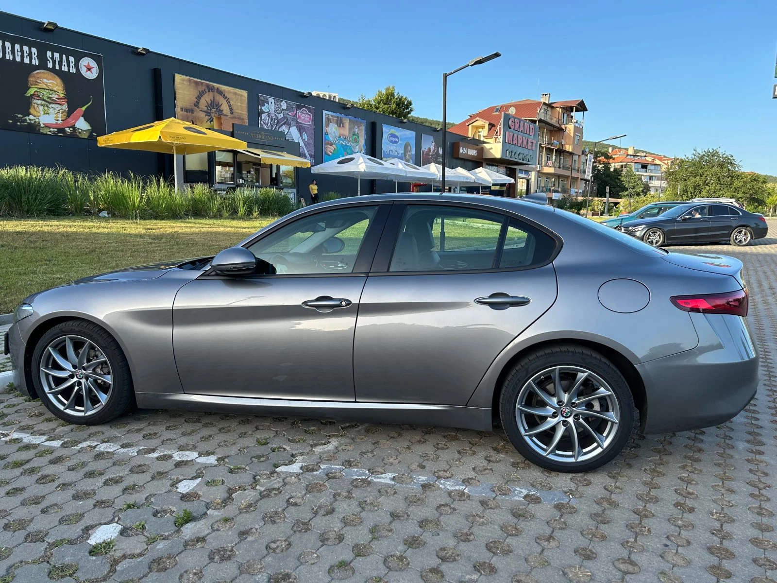 Alfa Romeo Giulia  - изображение 8