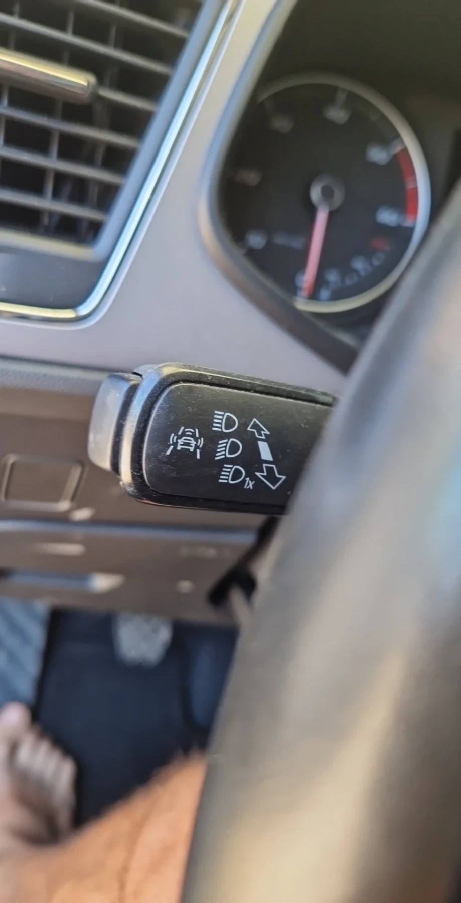 Seat Leon 2.0tdiCRM 150hp   | Mobile.bg   14