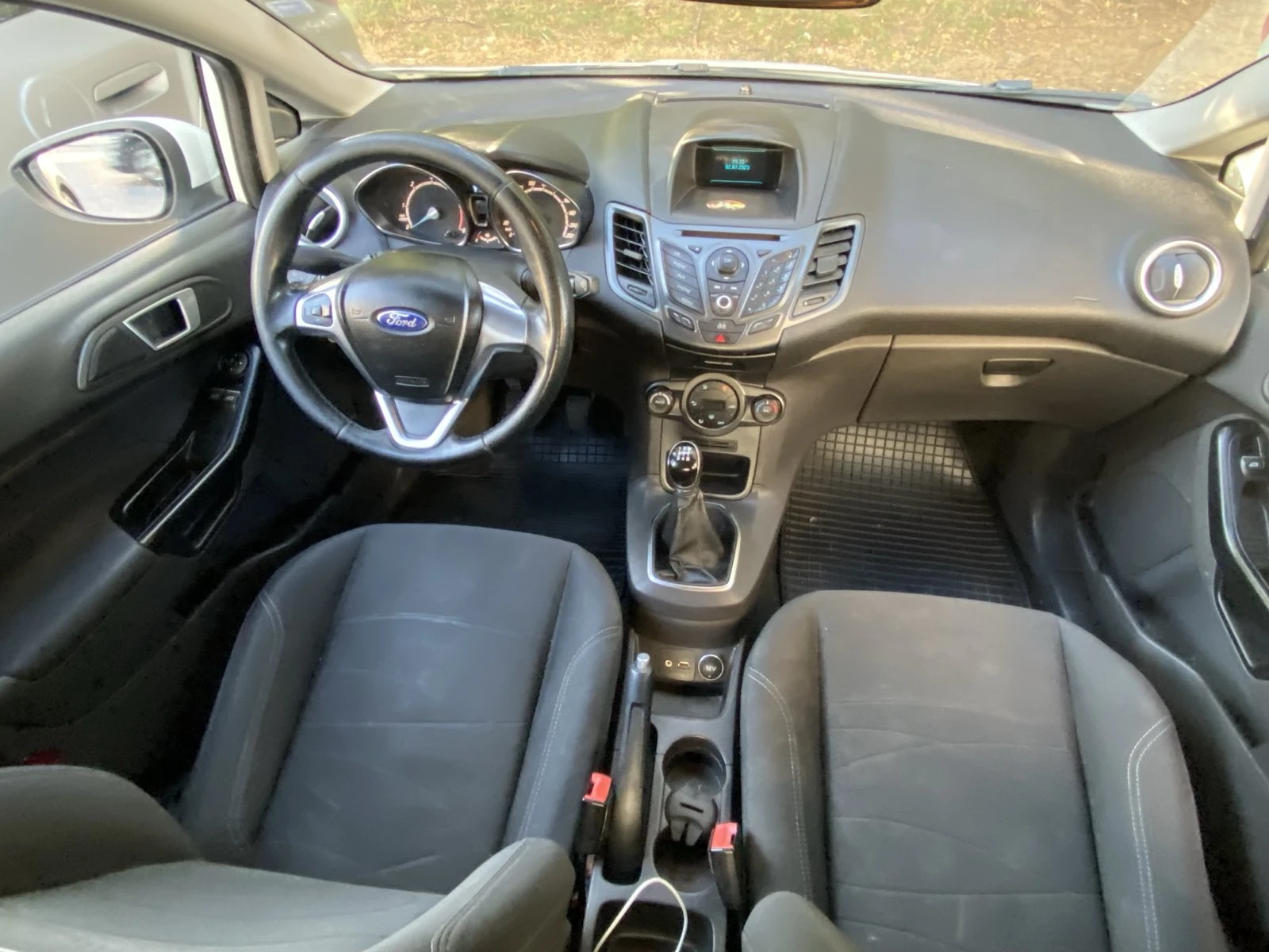 Ford Fiesta ДИЗЕЛ ОТ БЪЛГАРИЯ МОТО ПФОЕ | Mobile.bg — изображение 11