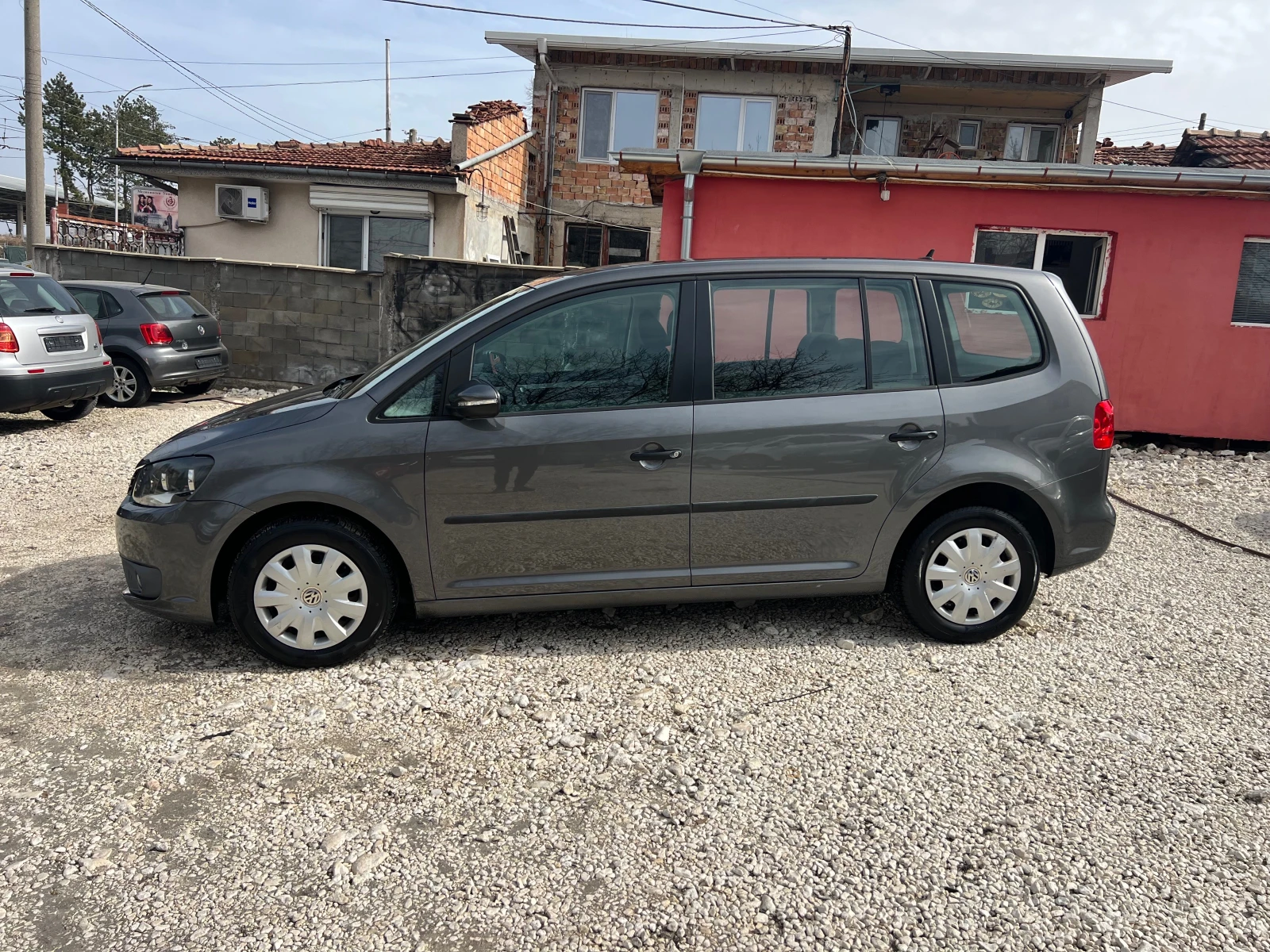 VW Touran 1, 6 tdi 7 места - изображение 2