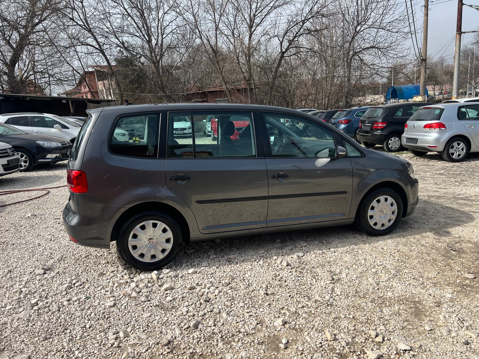 VW Touran 1, 6 tdi 7 места - изображение 6