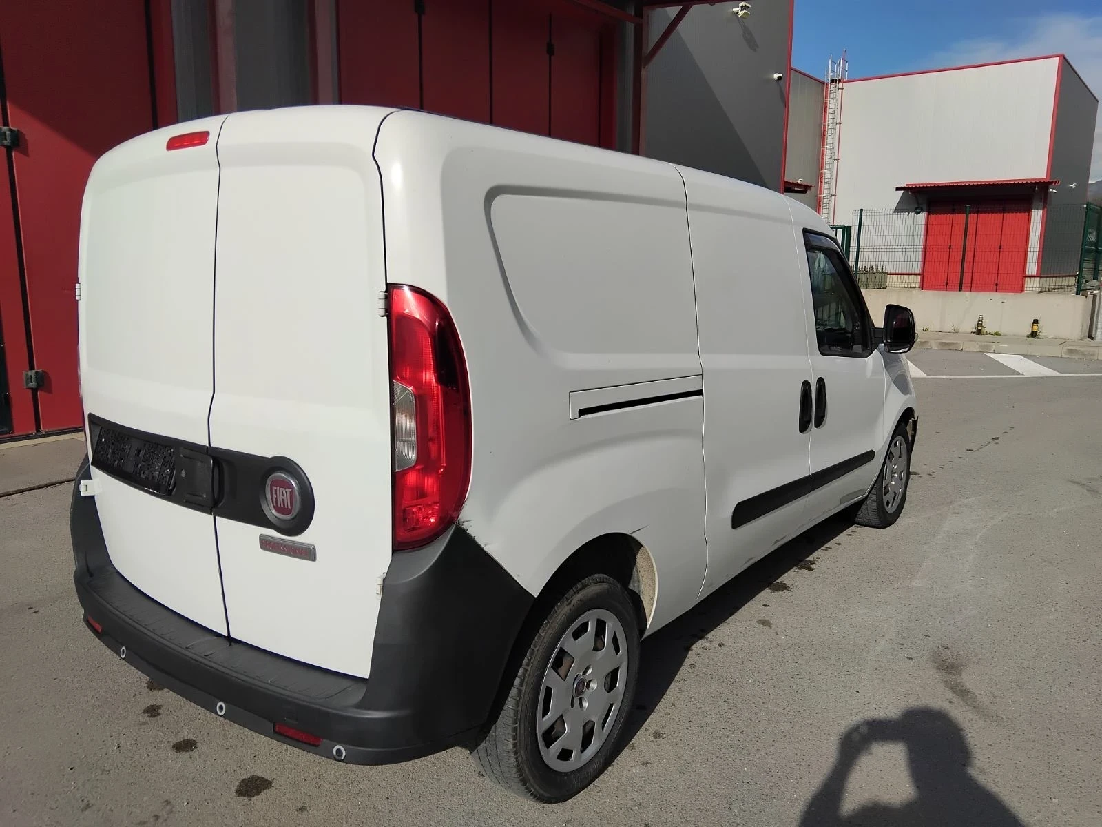 Fiat Doblo 1.6 D МАКСИ БАЗА 2+ 1 МЕСТА - изображение 9
