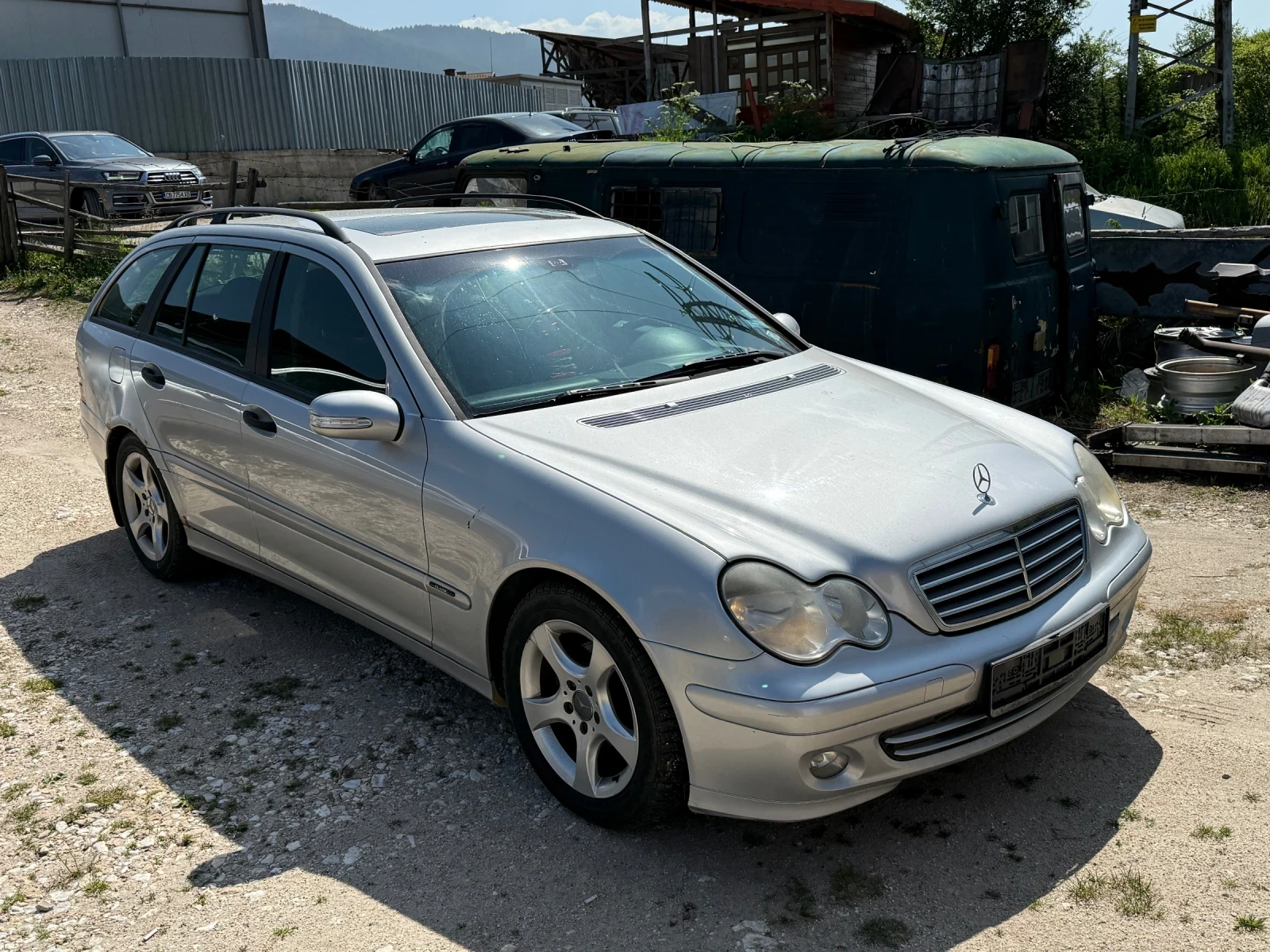 Mercedes-Benz C 220 150к.с - изображение 2