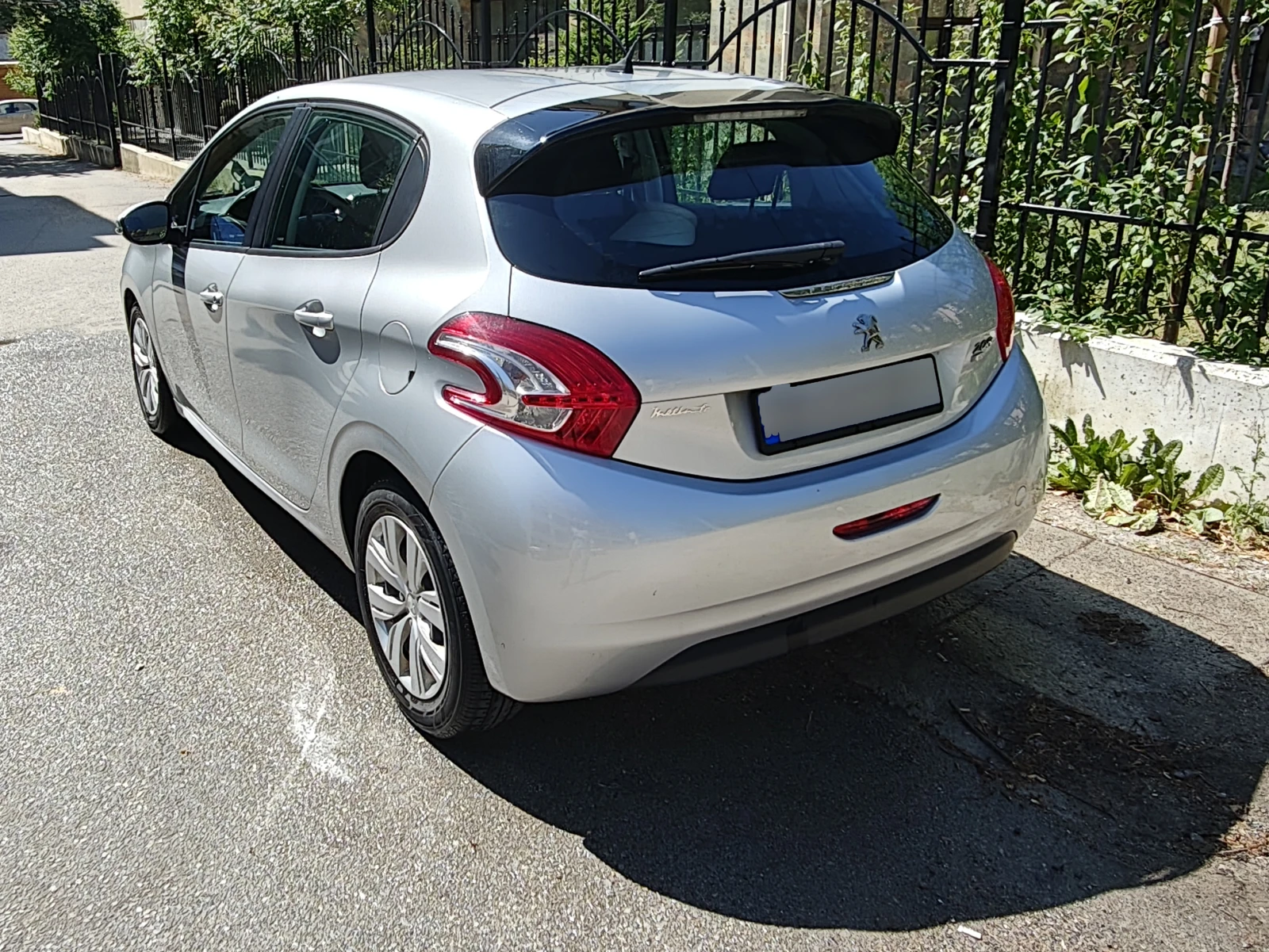 Peugeot 208 1.6 eHDI 92кс NAVI - изображение 5