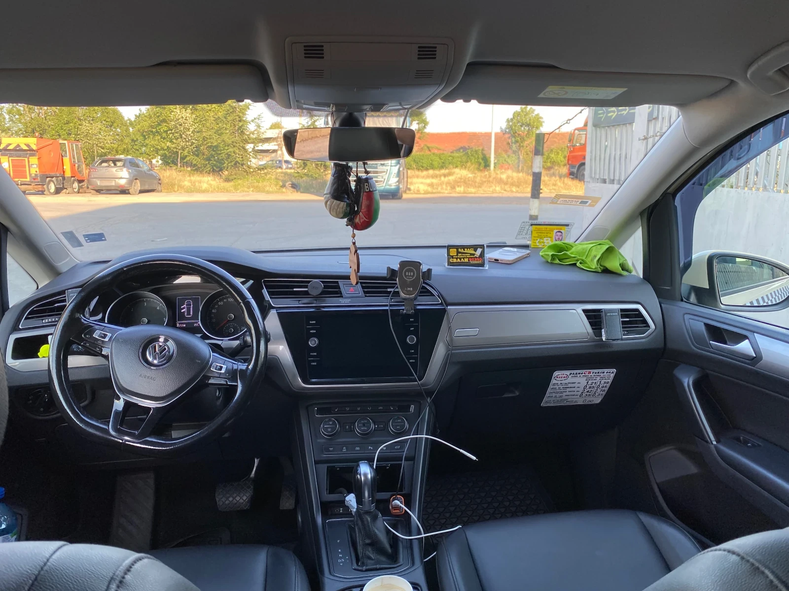 VW Touran 2.0tdi 150hp 6+ 1 места - изображение 10