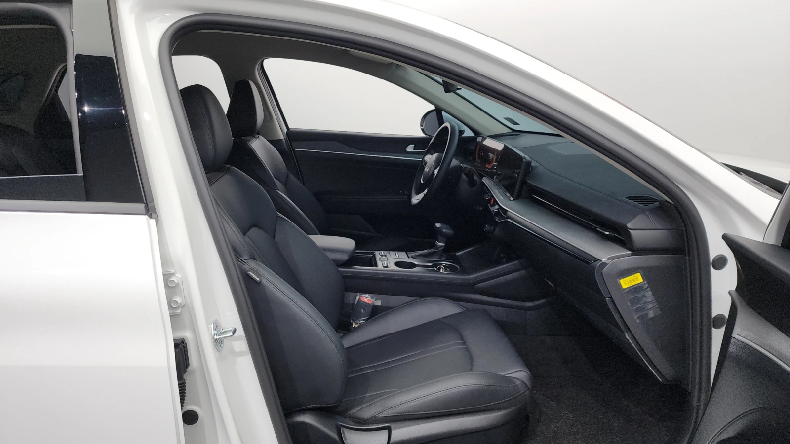 Kia K5 2.0LPI TRENDY | Mobile.bg   10