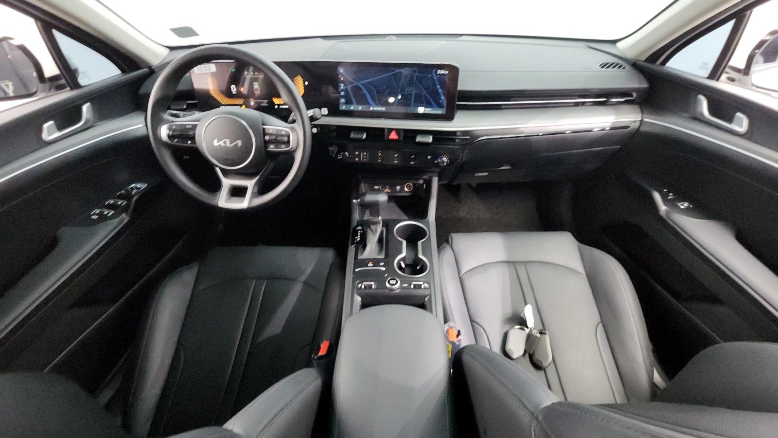 Kia K5 2.0LPI TRENDY | Mobile.bg   6