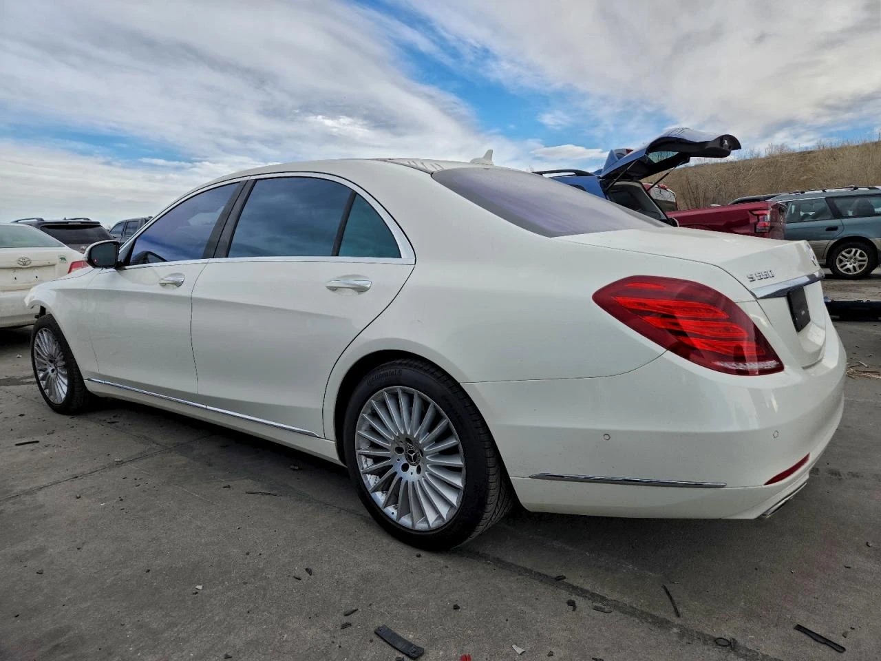 Mercedes-Benz S 550 DISTRONIC* МАСАЖИ* 0БДУХ* PANO* BURMESTER* LANE*  - изображение 2