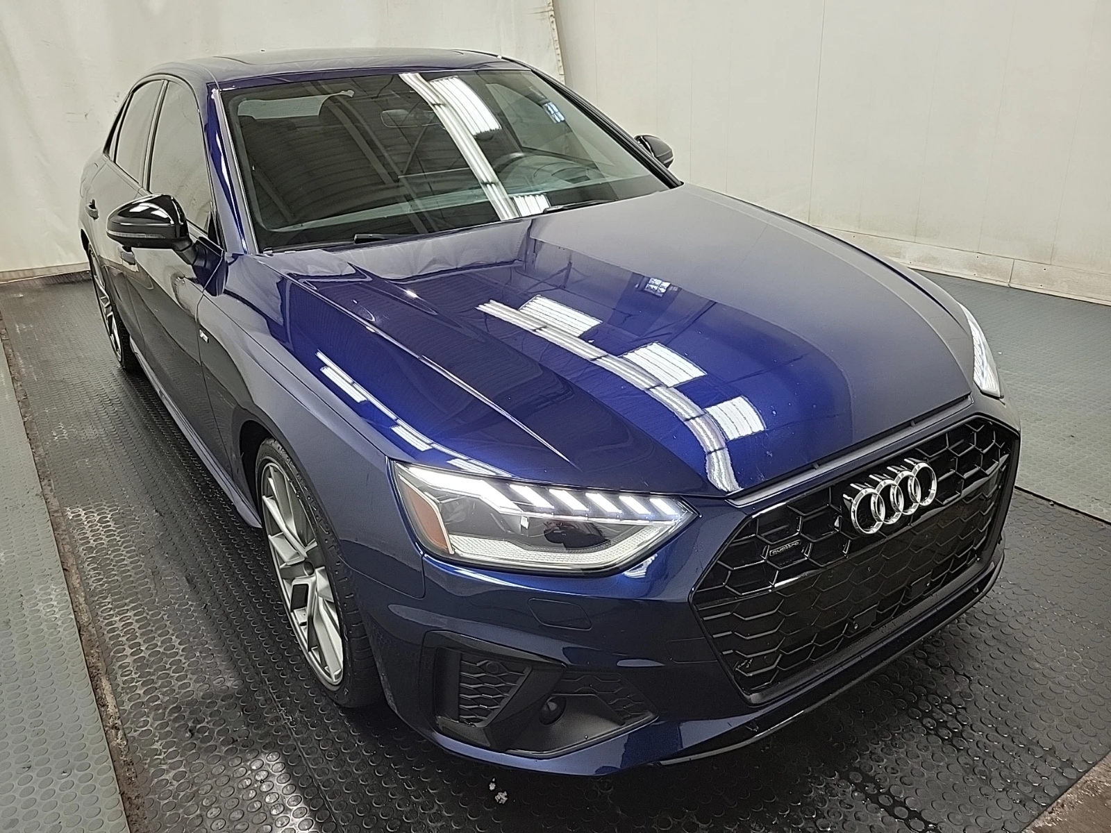 Audi A4 TECHNIK/ CARFAX / ЦЕНА ДО БЪЛГАРИЯ - изображение 2