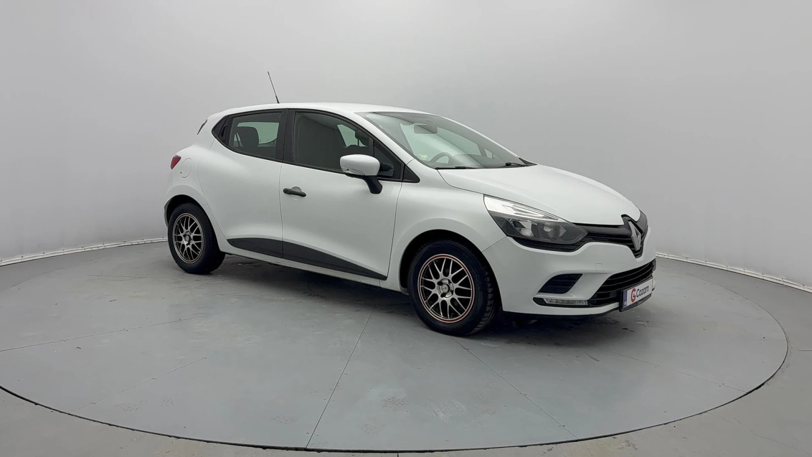 Renault Clio  - изображение 6