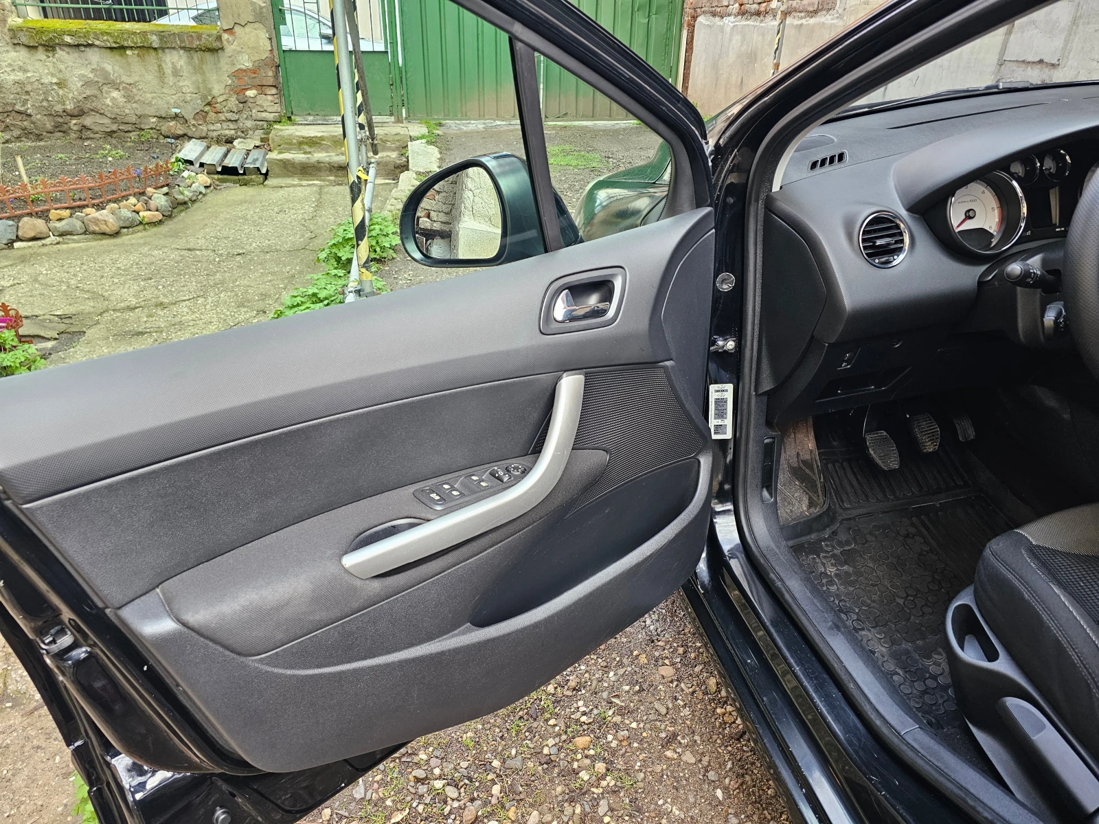 Peugeot 308, снимка 6 - Автомобили и джипове - 54012063