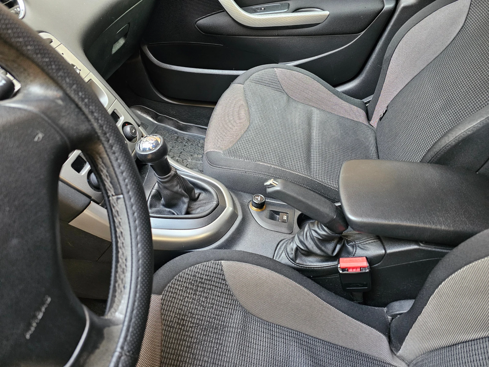 Peugeot 308, снимка 8 - Автомобили и джипове - 54012063