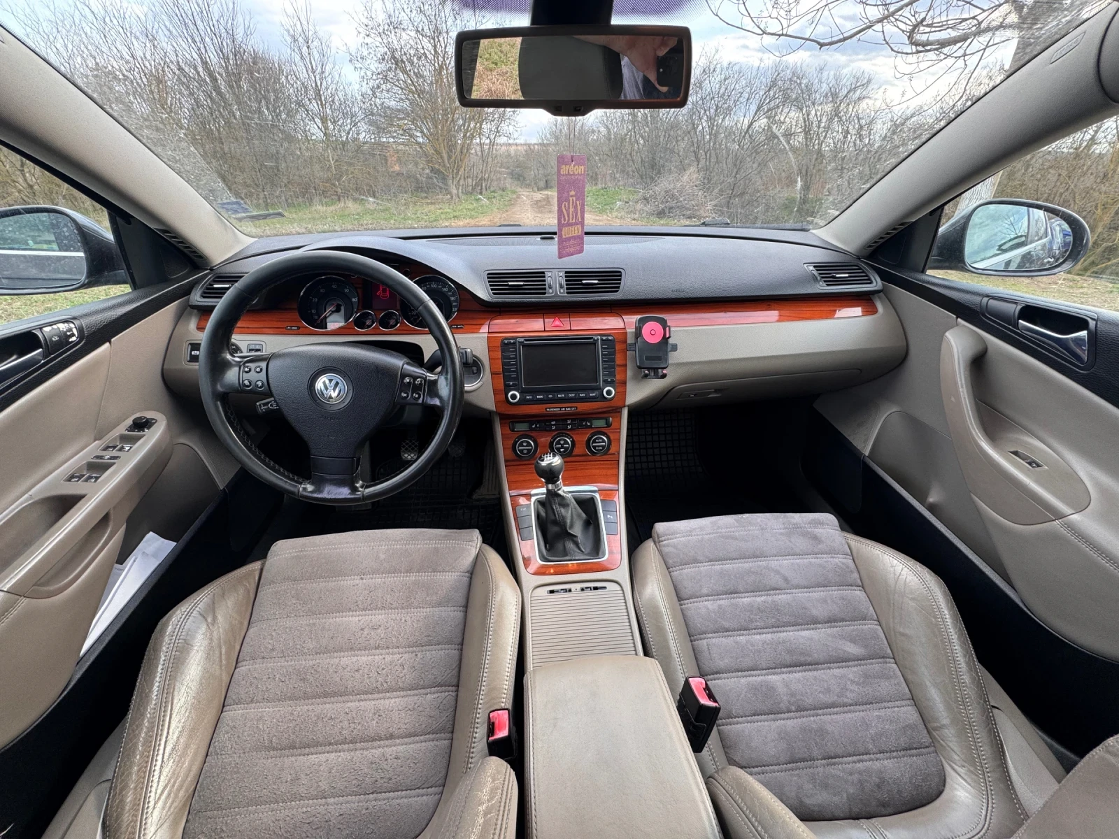 VW Passat, снимка 2 - Автомобили и джипове - 54312659