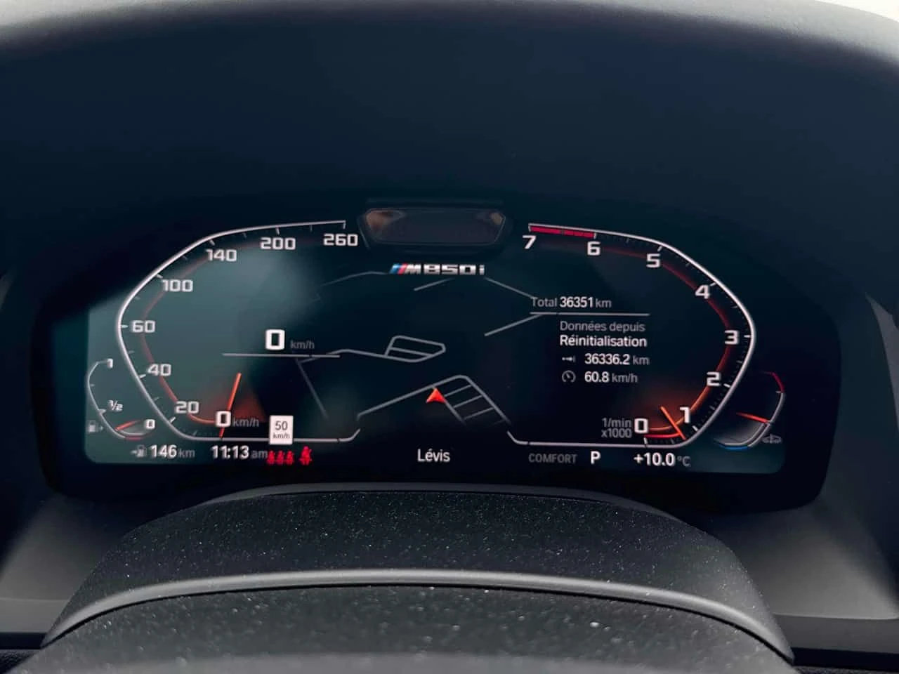 BMW 850  xDrive / 360 / DISTRONIC / HEAD UP , снимка 8 - Автомобили и джипове - 54621530