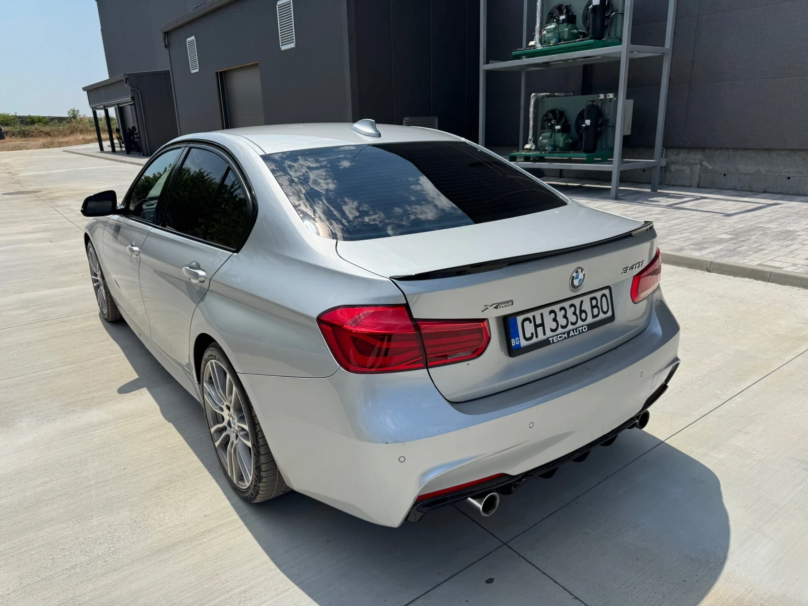 BMW 340 xDrive, снимка 3 - Автомобили и джипове - 55245661