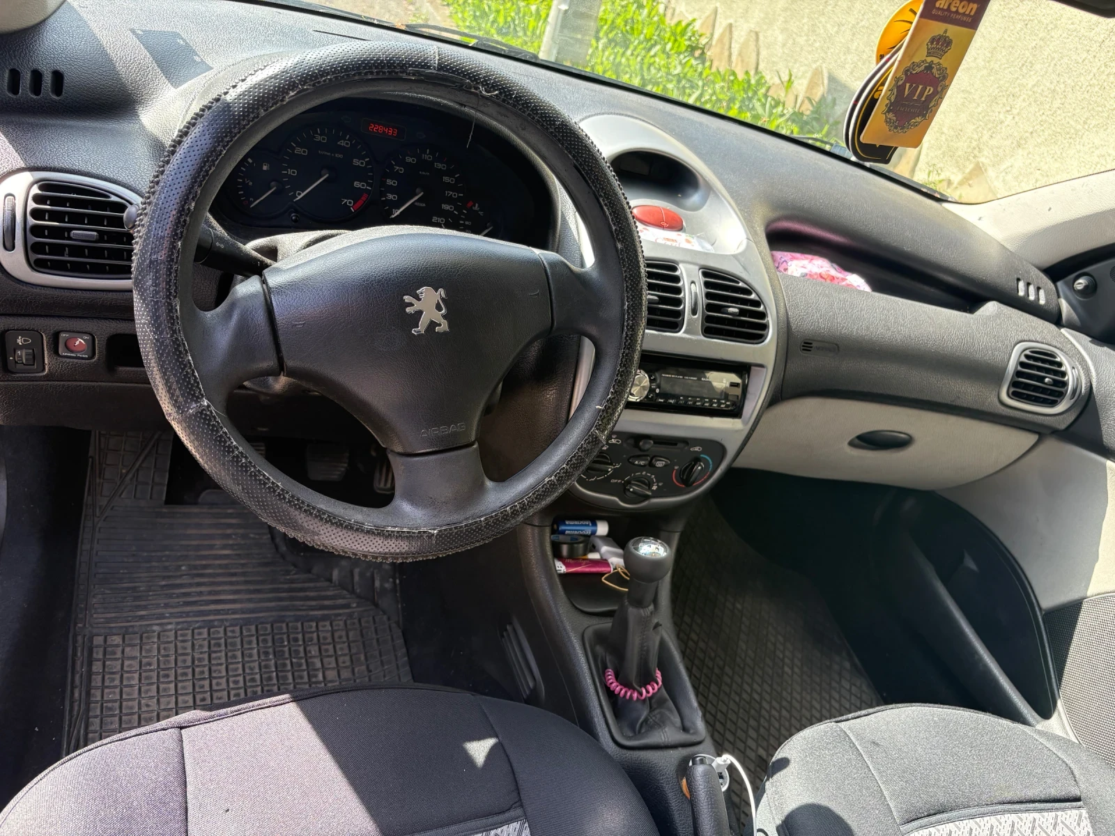 Peugeot 206, снимка 8 - Автомобили и джипове - 55493435