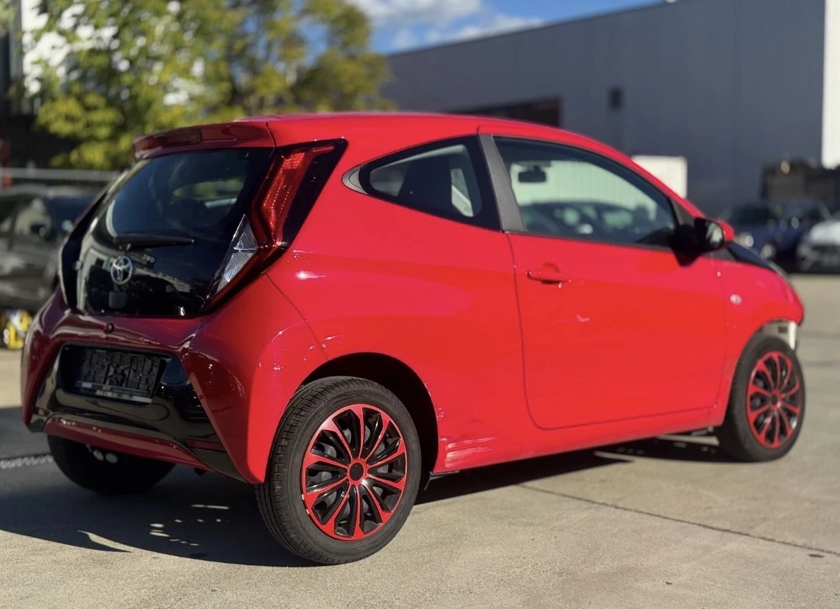 Toyota Aygo 1.0I 72k.c 103000km , снимка 5 - Автомобили и джипове - 55975344