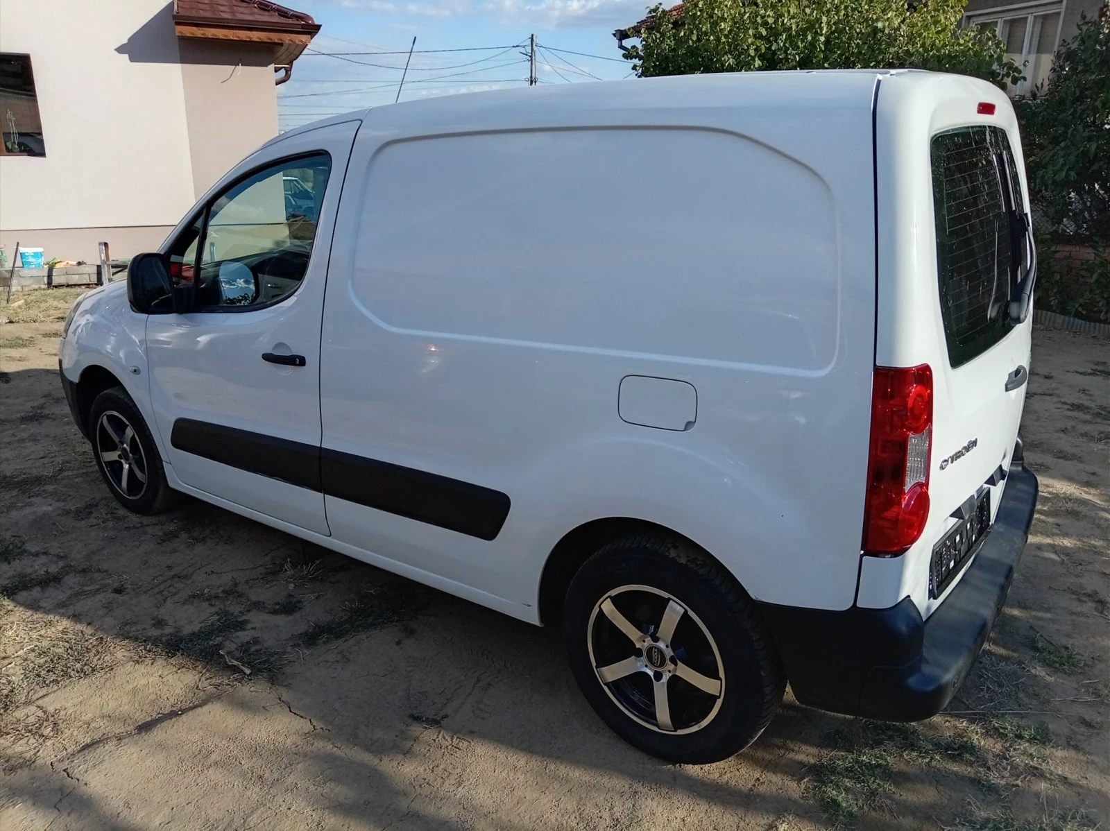 Citroen Berlingo, снимка 4 - Автомобили и джипове - 56107291