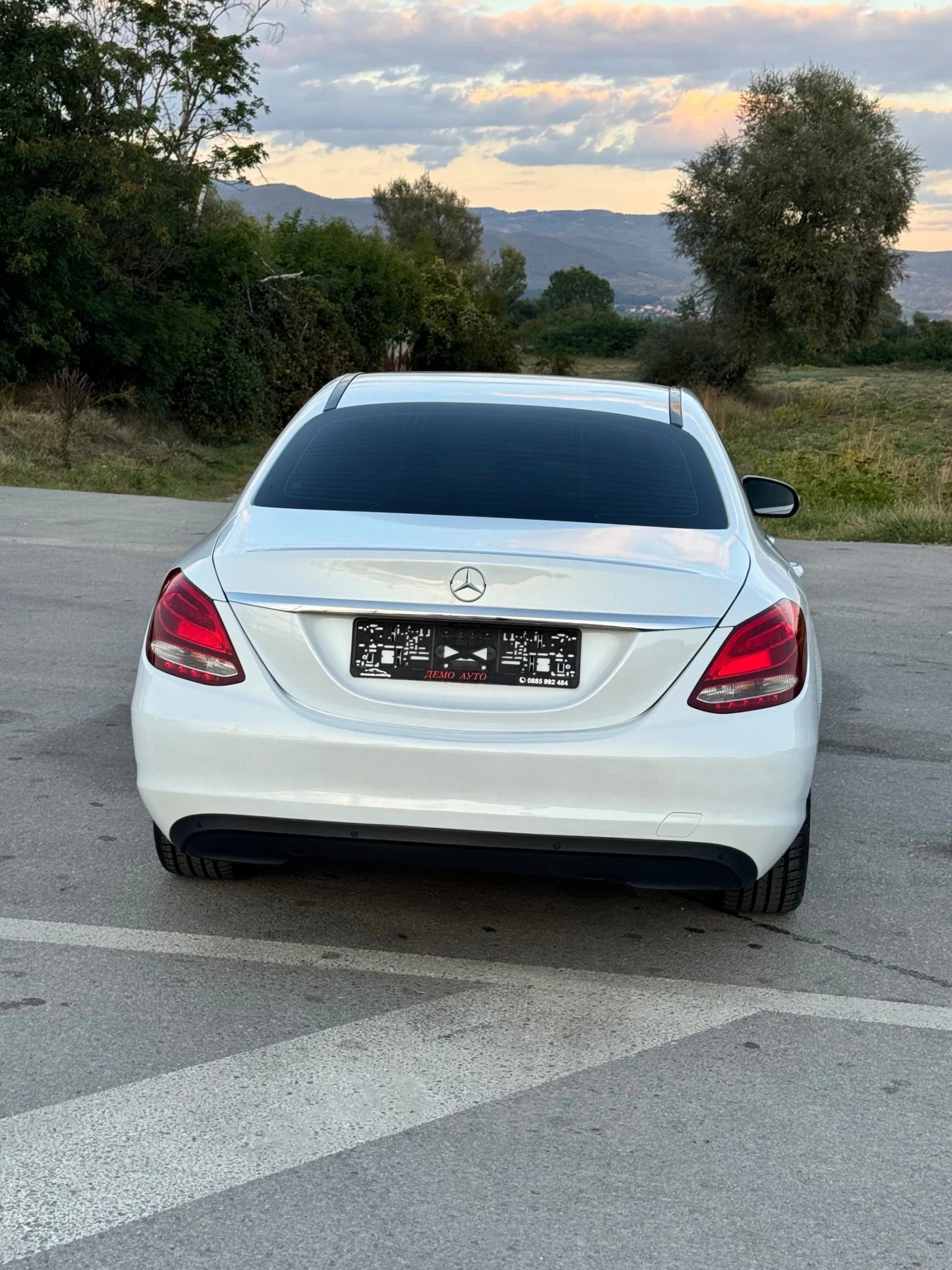 Mercedes-Benz C 220 ЛИЗИНГ ОБСЛУЖЕНА, снимка 7 - Автомобили и джипове - 56199434