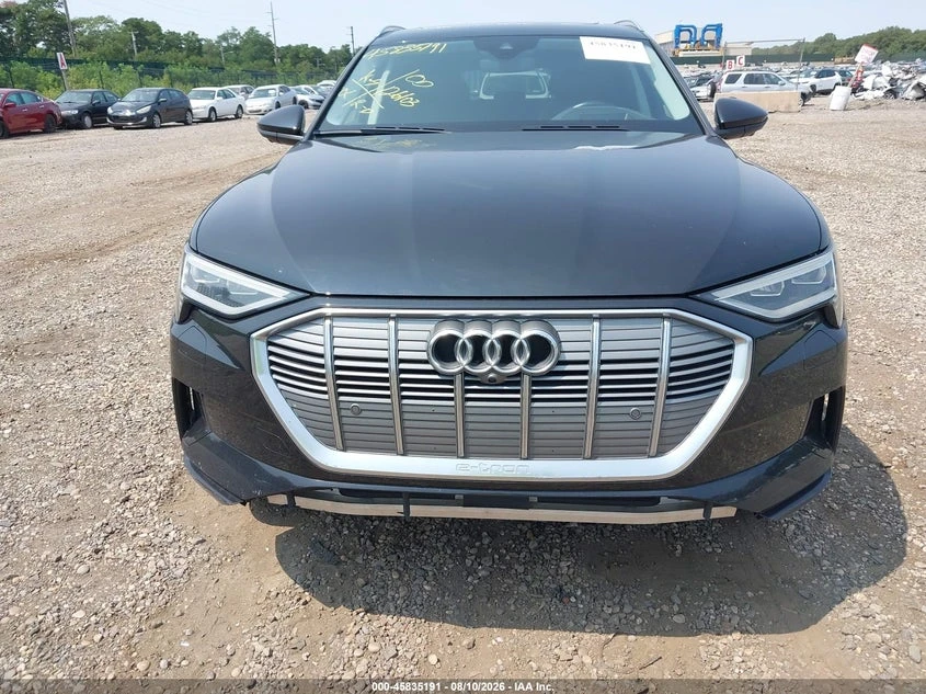 Audi E-Tron PRESTIGE* �����* ���������* ������* MATRIX* M����* | Mobile.bg � ����������� 12