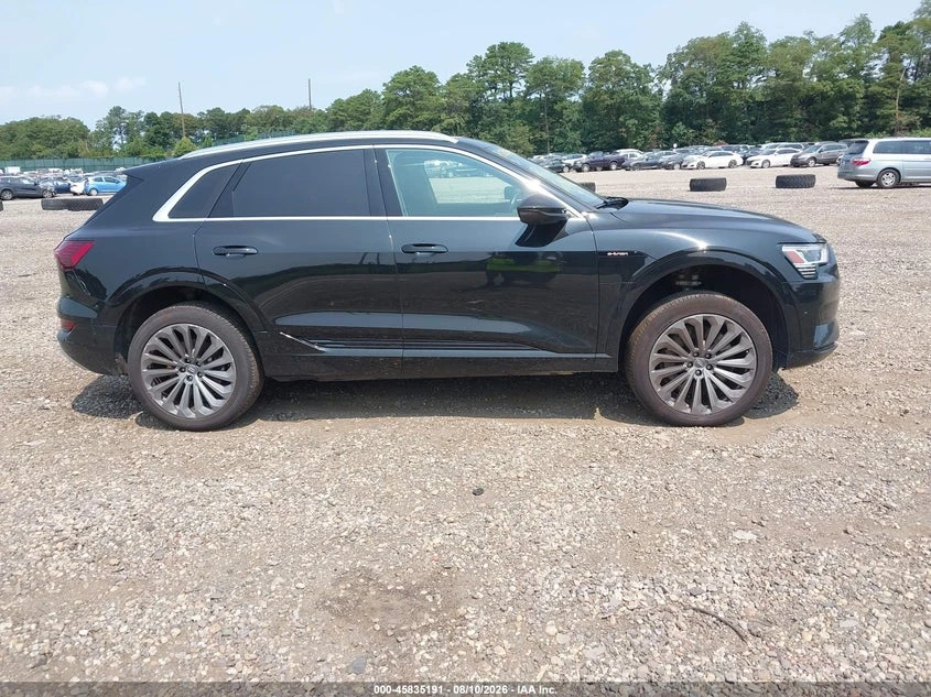 Audi E-Tron PRESTIGE* �����* ���������* ������* MATRIX* M����* | Mobile.bg � ����������� 13