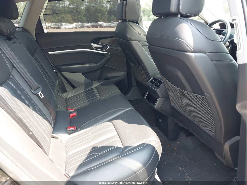 Audi E-Tron PRESTIGE* �����* ���������* ������* MATRIX* M����* | Mobile.bg � ����������� 8
