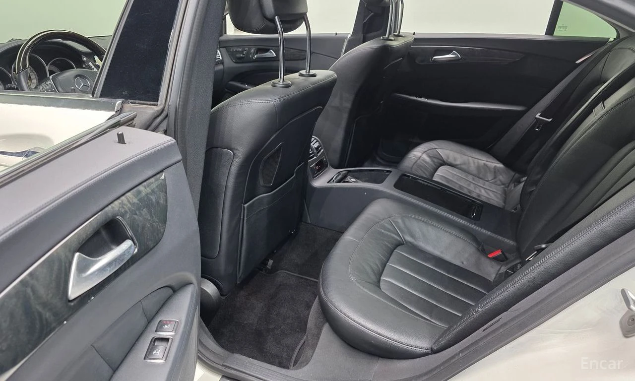 Mercedes-Benz CLS 350 AIRMATIC* �������* 4X�������* ���������* CAMERA*  | Mobile.bg � ����������� 14