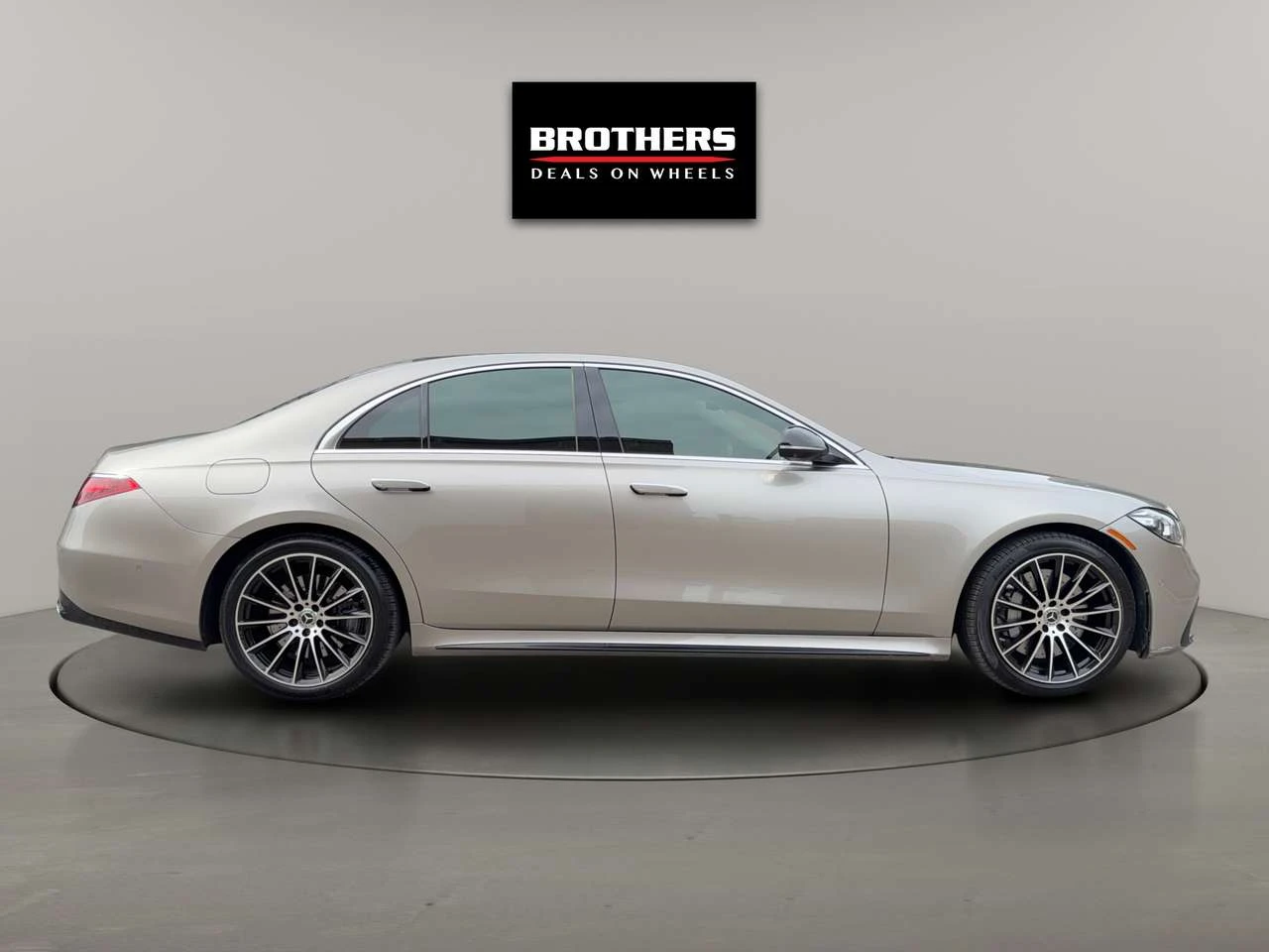 Mercedes-Benz S 500 S 500 4MATIC Sedan| No Accident | Mobile.bg � ����������� 8
