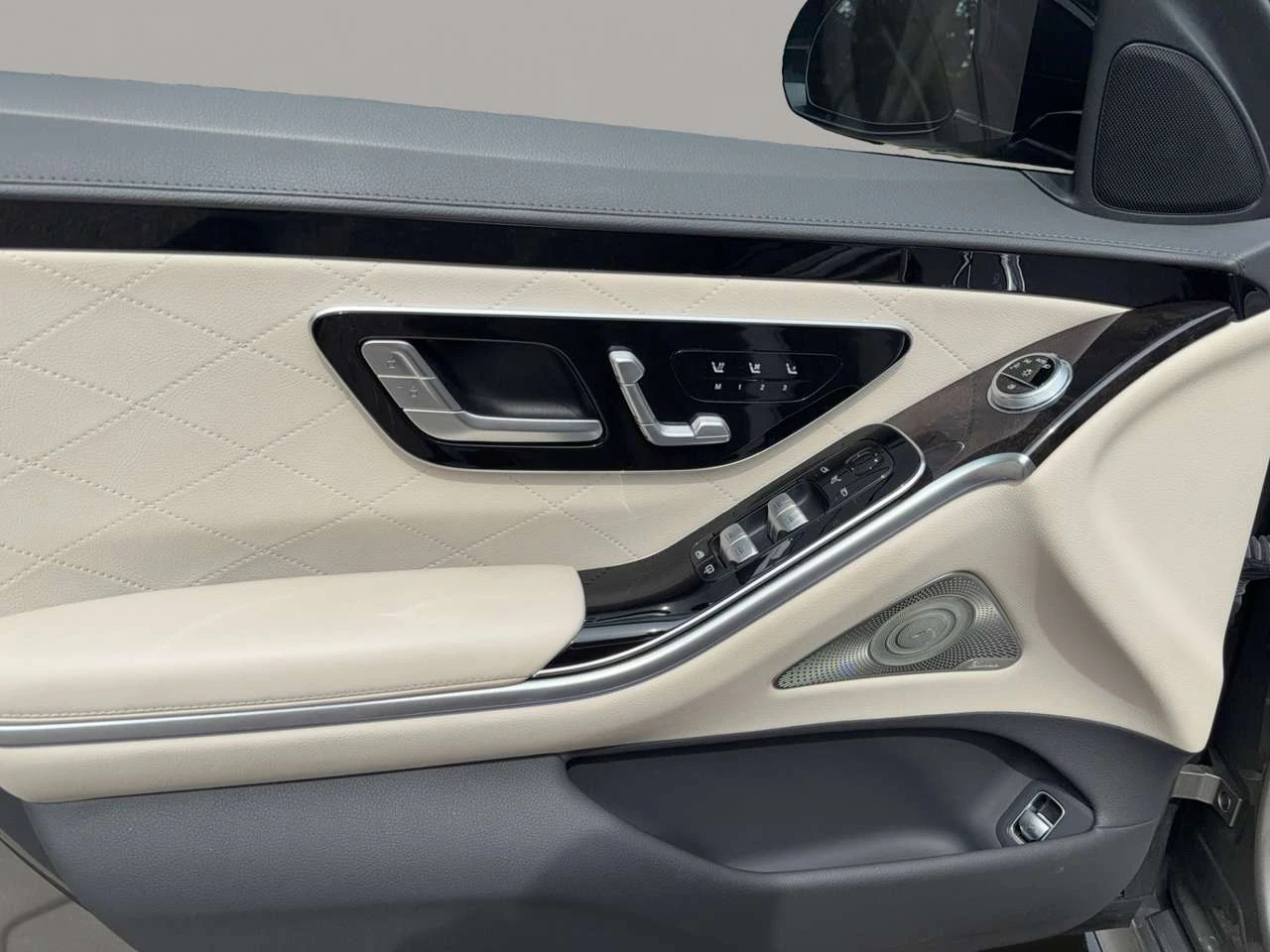 Mercedes-Benz S 500 S 500 4MATIC Sedan| No Accident | Mobile.bg � ����������� 9