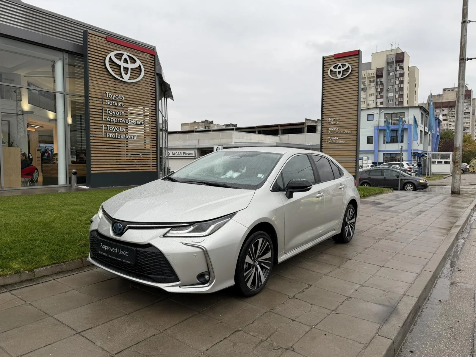 Toyota Corolla 1.8 HEV EXECUTIVE PLUS