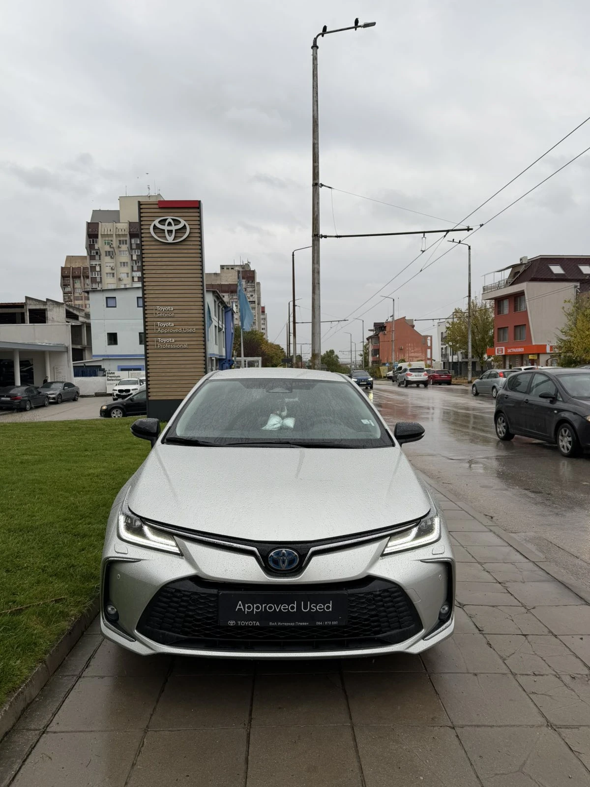 Toyota Corolla 1.8 HEV EXECUTIVE PLUS, снимка 2 - Автомобили и джипове - 56488258