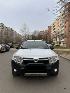 Dacia Duster 1.6i Бензин/Климатик/Мултимедия/OFF-road пакет, снимка 2